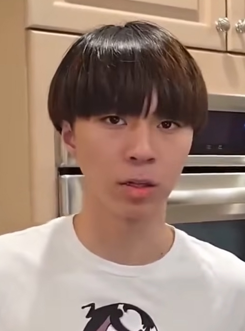 Ray in a white T-shirt during a livestream, April 2025